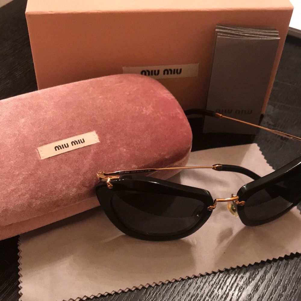 Miu Miu Noir Cat Eye sunglasses